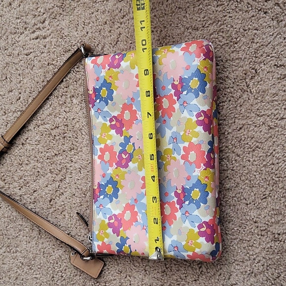 Coach floral purse - Picture 5 of 9